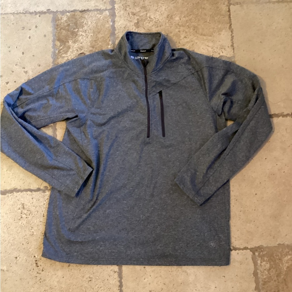 Ariat cold gear 1/4 zip-zip front pocket-SZ L
Pit to pit 20”
Length 24”